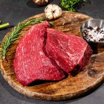 명품 한우암소 1등급 국거리(덩어리) 250g / 300g